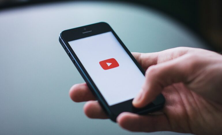 How to make money by using YouTube? A complete guide:
