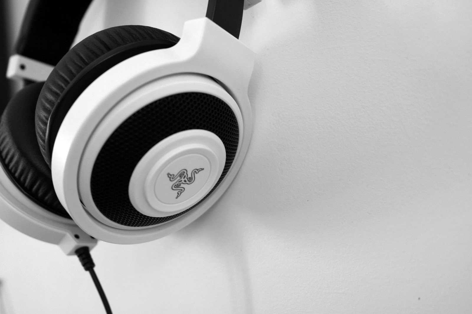 5 Reasons to Buy High-Quality Headphones