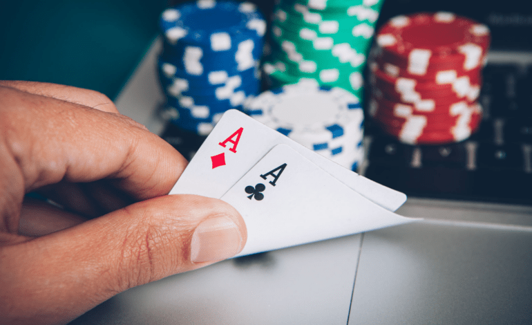 Most Popular Bluffing Strategies in Online Poker